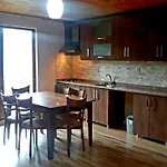 Ξενοδοχείο με διαμερίσματα Erdem 4*