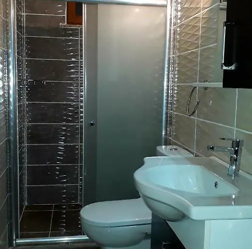 Ξενοδοχείο με διαμερίσματα Erdem 4*